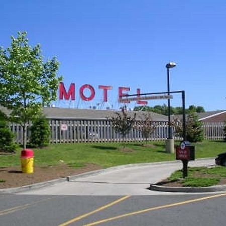 Mayflower Motel Milford Esterno foto